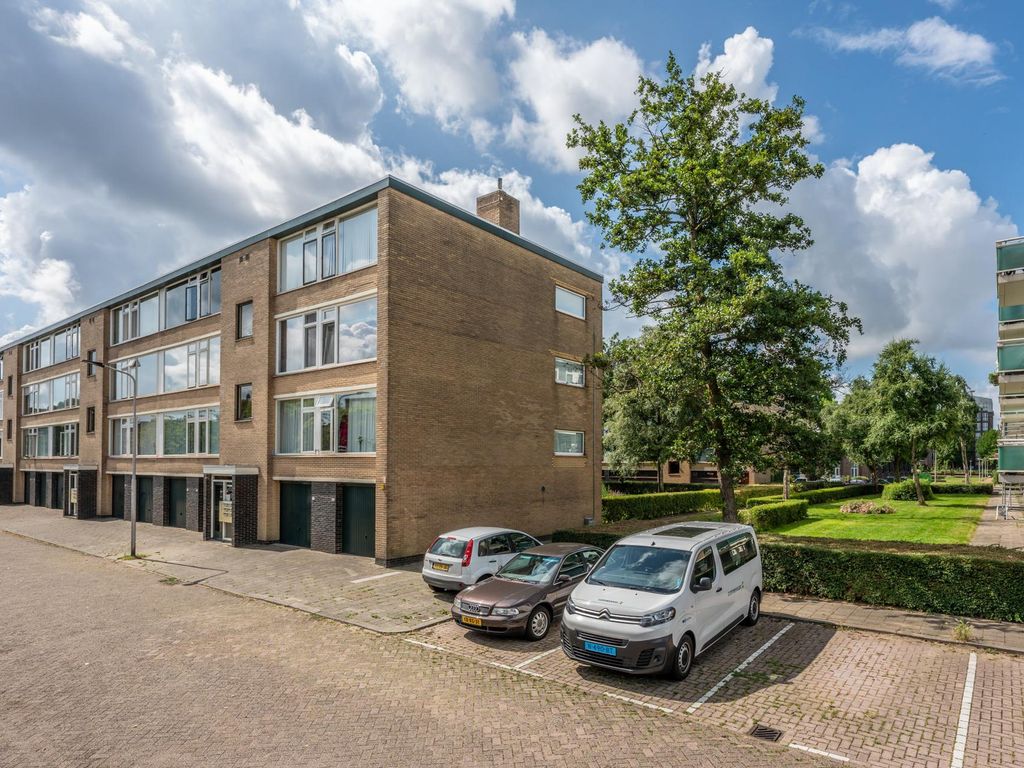 Van Anrooystraat 389, RIDDERKERK