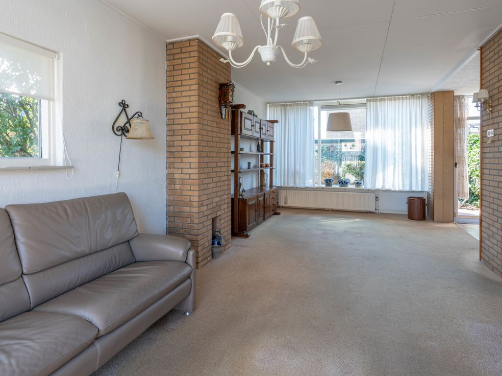 Ravelstraat 1, Ridderkerk