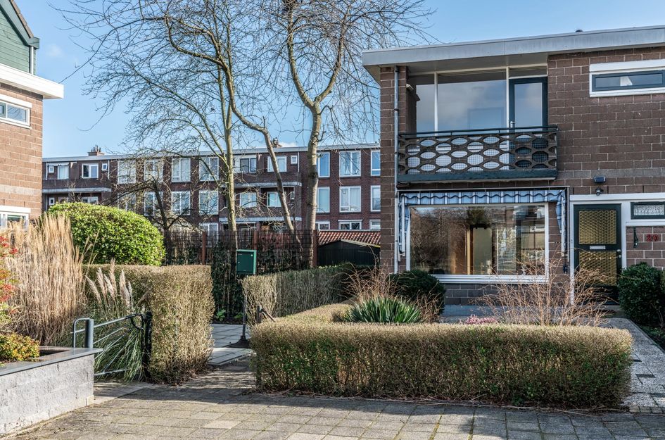 Mr. Thorbeckestraat 20