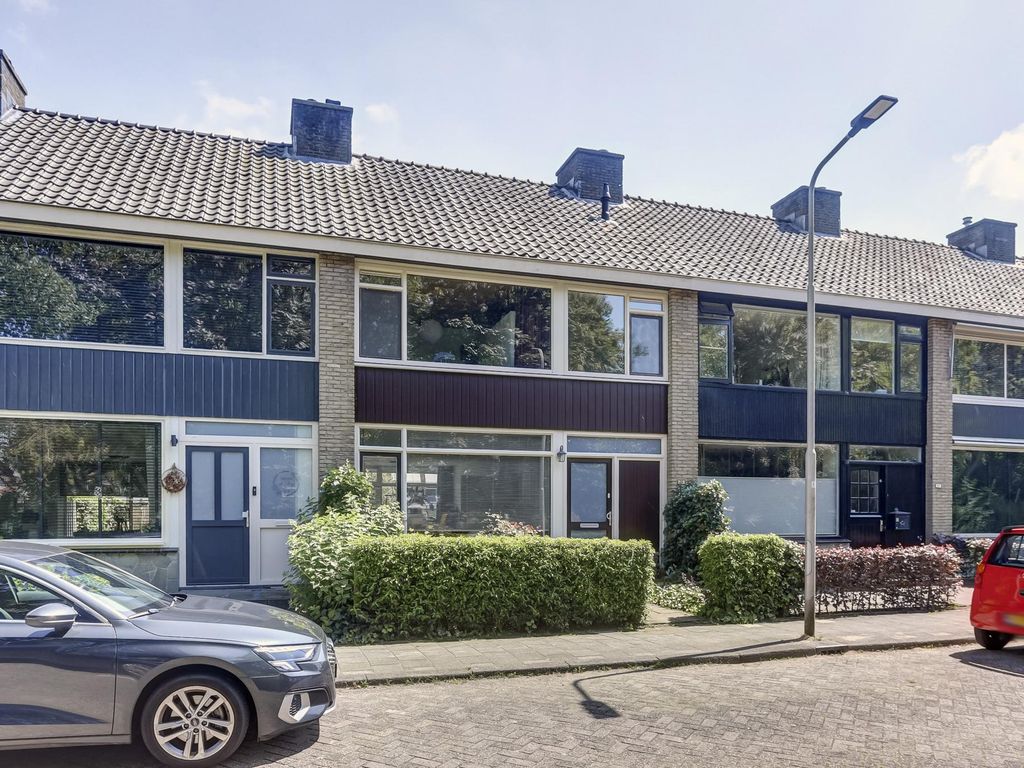 Anjerstraat 25, RIDDERKERK