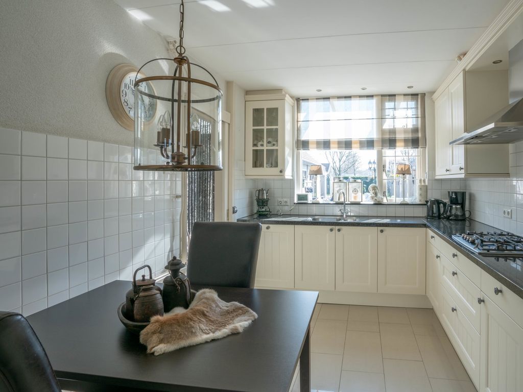Kerkweg 37, Ridderkerk