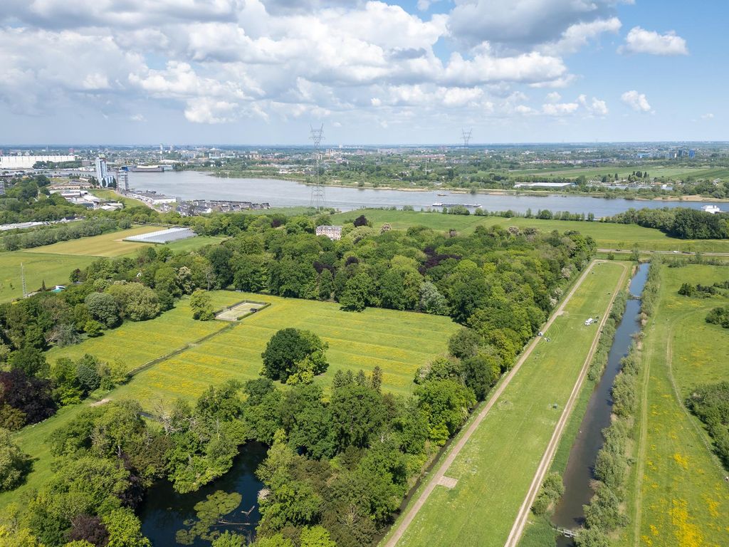 Randweg 25, RIDDERKERK