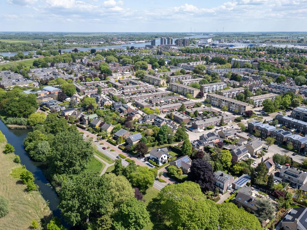 Randweg 25, RIDDERKERK
