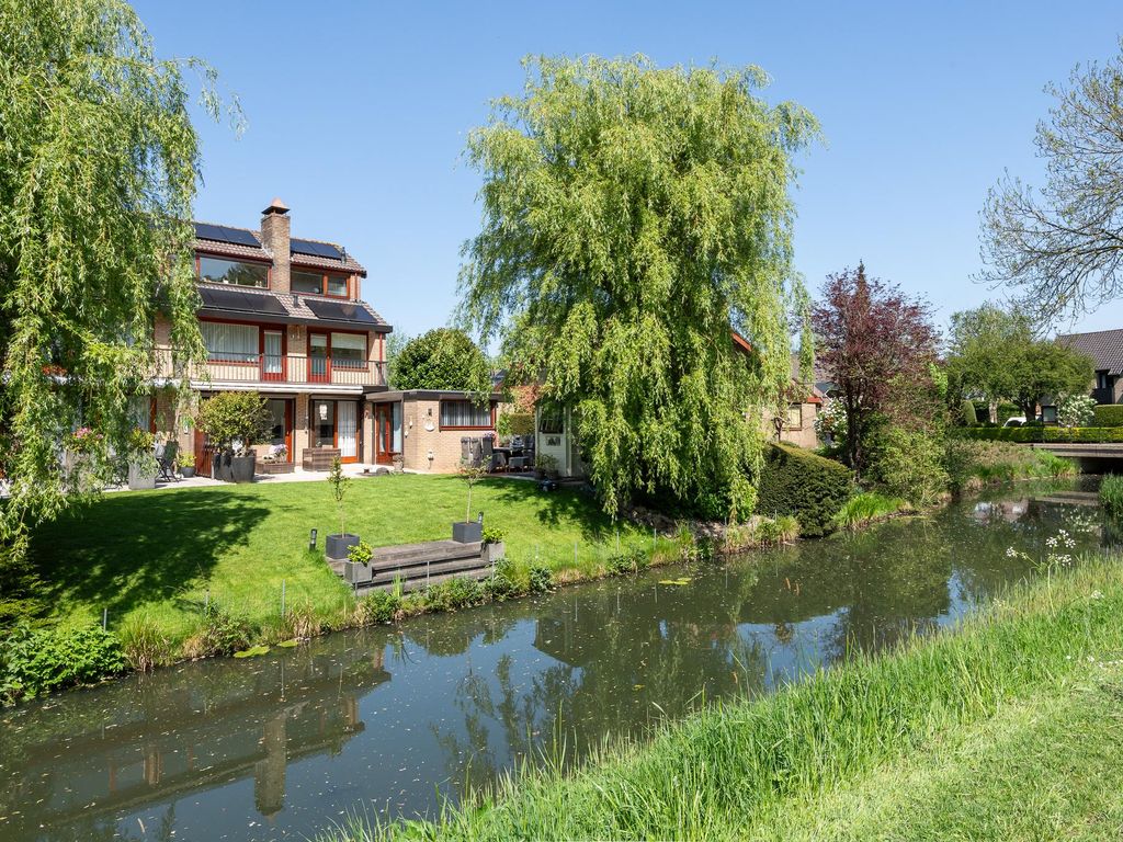Roerdomp 1, RIDDERKERK