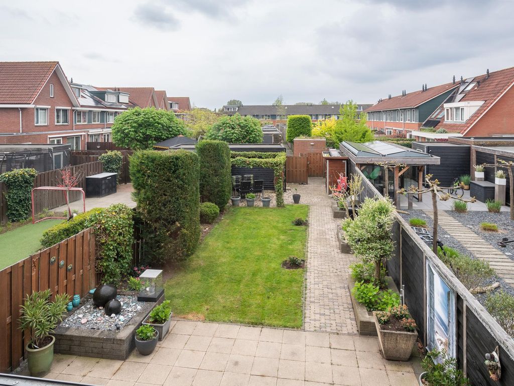 Hooftlaantje 136, HENDRIK-IDO-AMBACHT