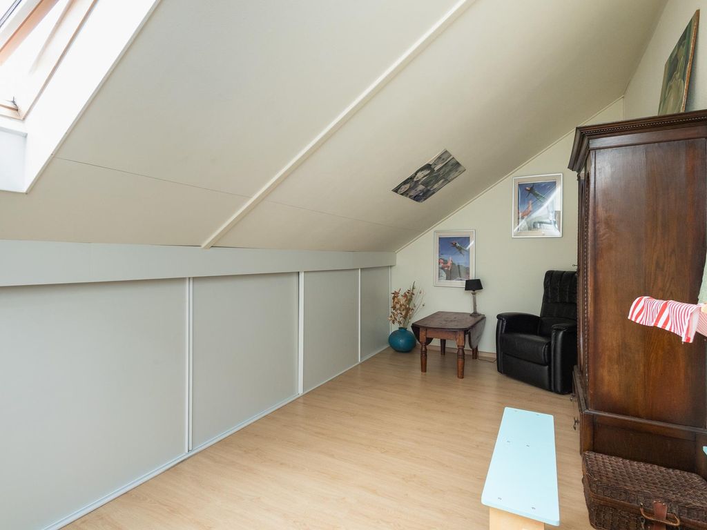 Hooftlaantje 136, HENDRIK-IDO-AMBACHT