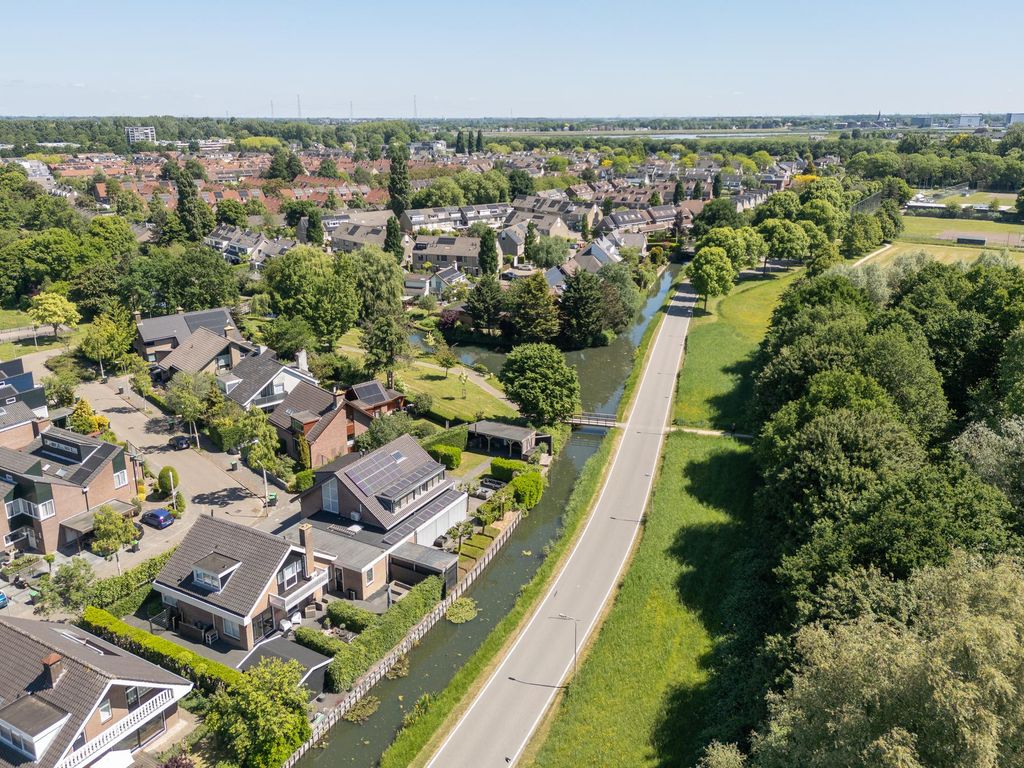 Pelikaan 99, RIDDERKERK