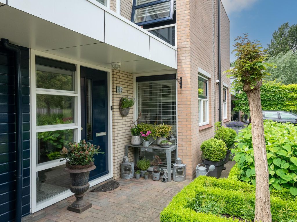 Clara Wichmannstraat 100, Ridderkerk