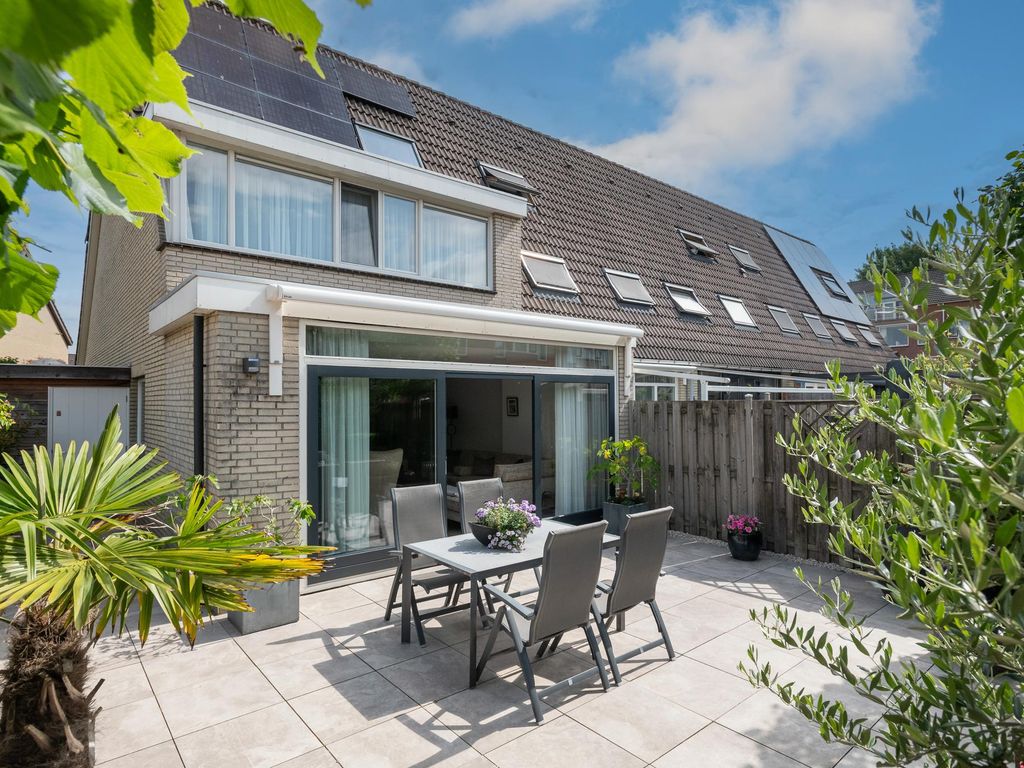 Fazant 142, Ridderkerk