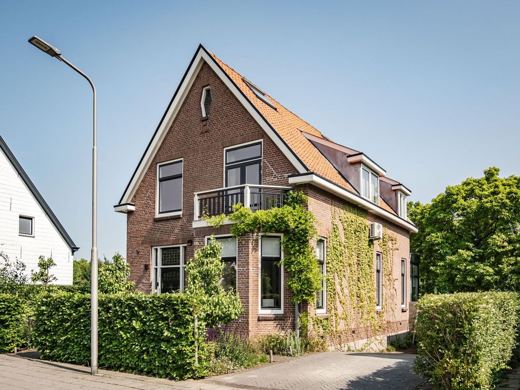 Lagendijk 111, Ridderkerk