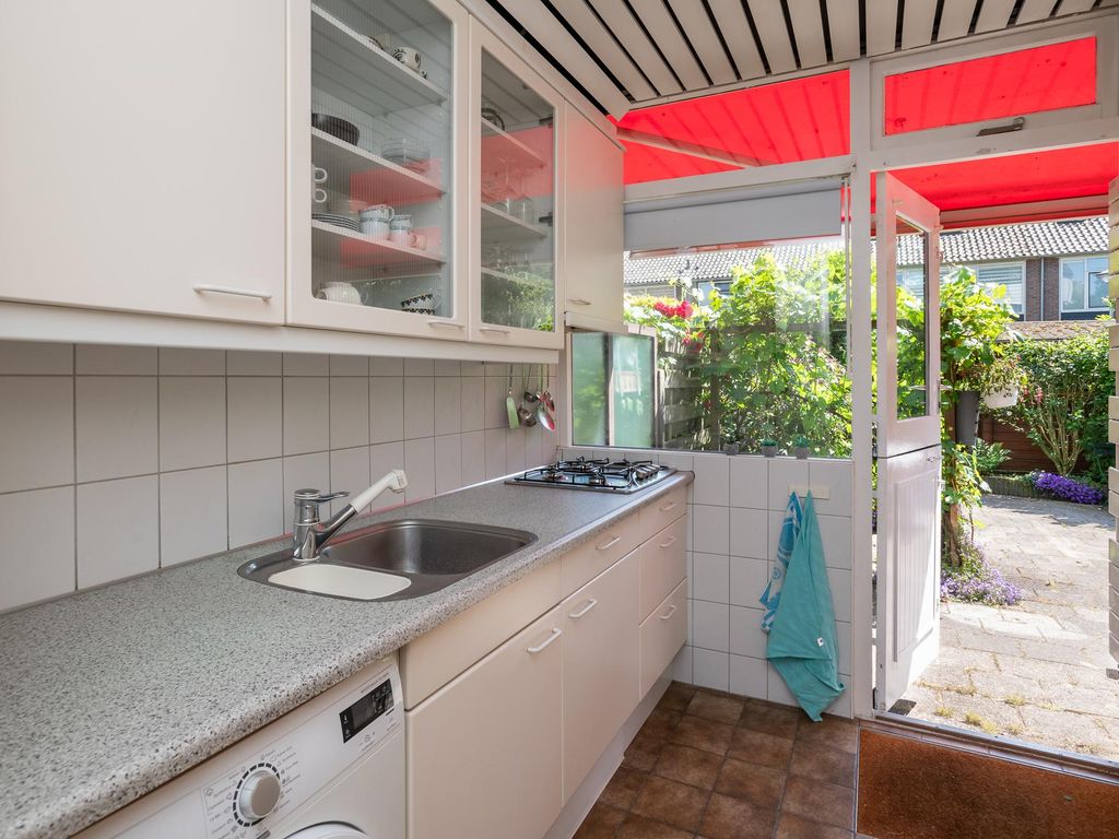 Ir. Albardastraat 7, Ridderkerk