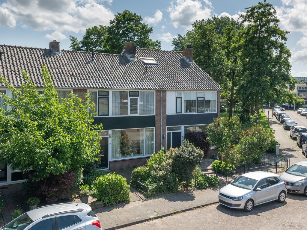 Ir. Albardastraat 7, Ridderkerk