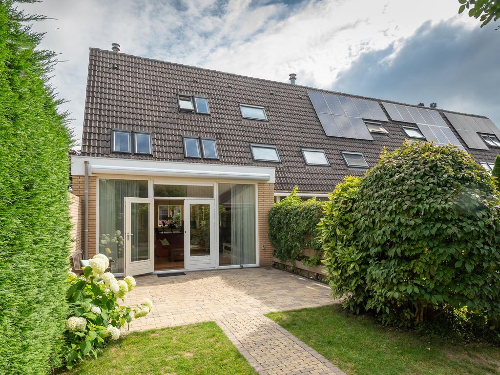 Fazant 163, Ridderkerk