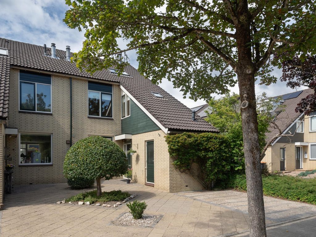 Fazant 163, Ridderkerk