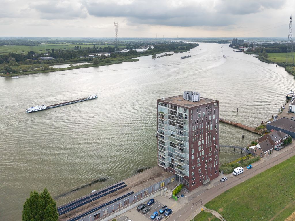 Ringdijk 590, Ridderkerk