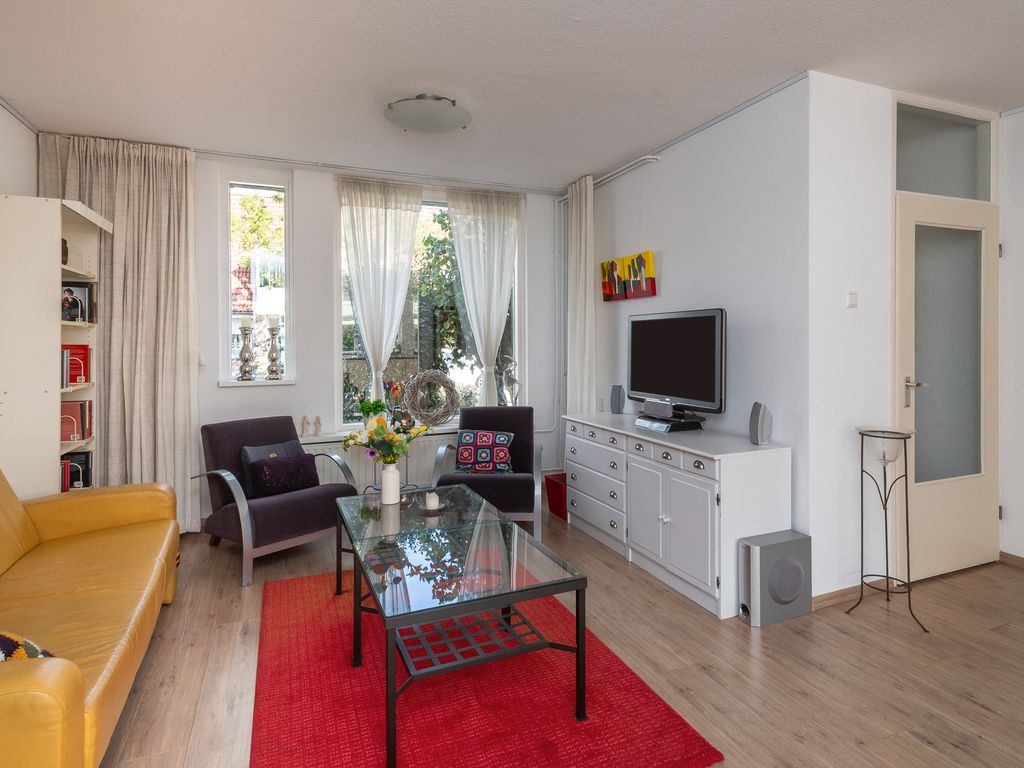 Koolmees 111, Ridderkerk