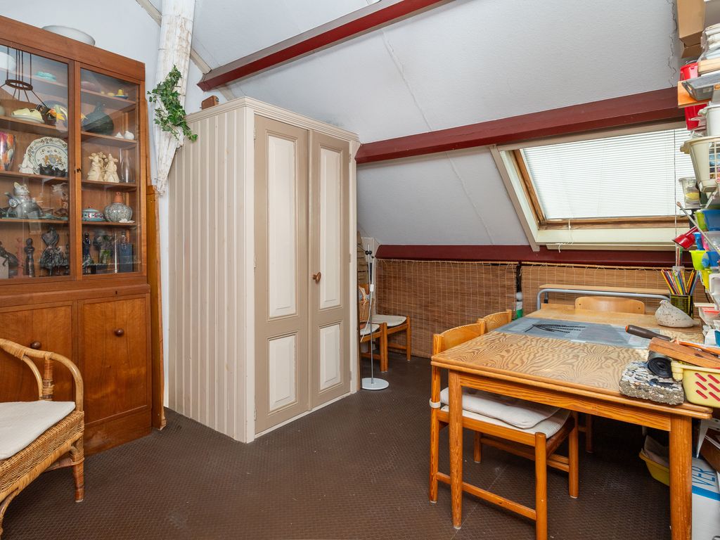 Koolmees 111, Ridderkerk