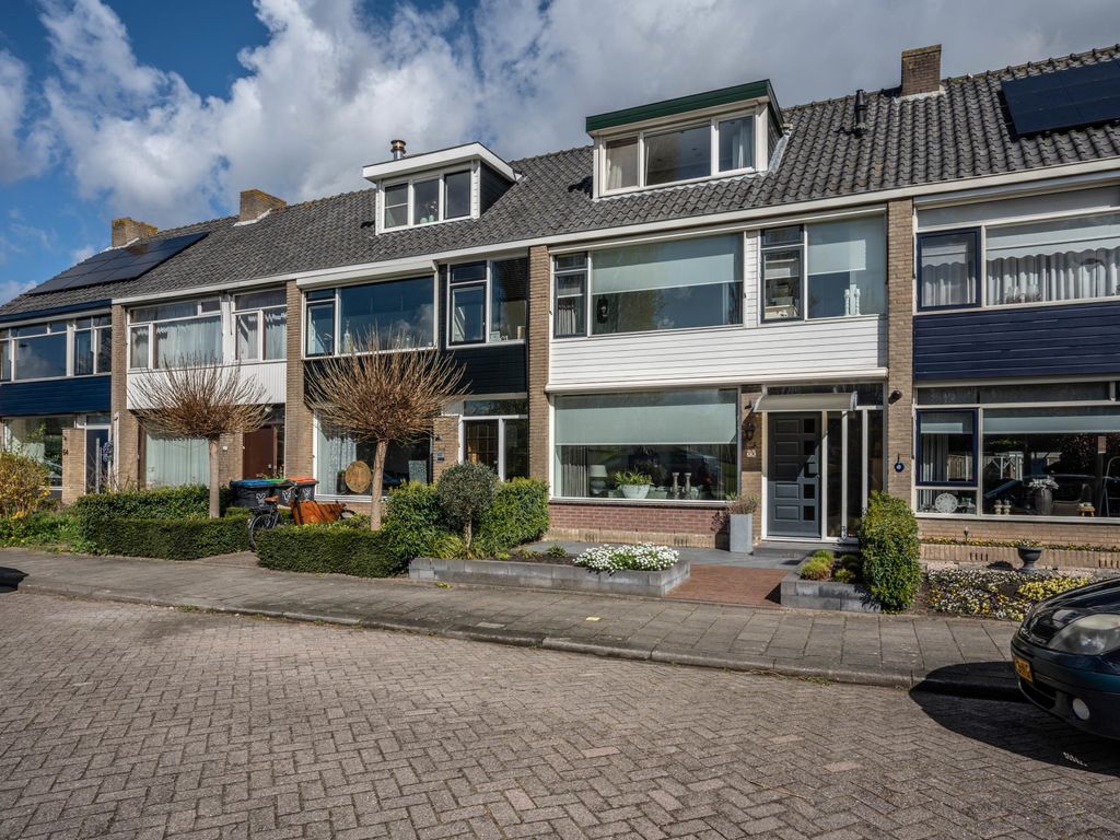 Albert Cuypstraat 58, Ridderkerk