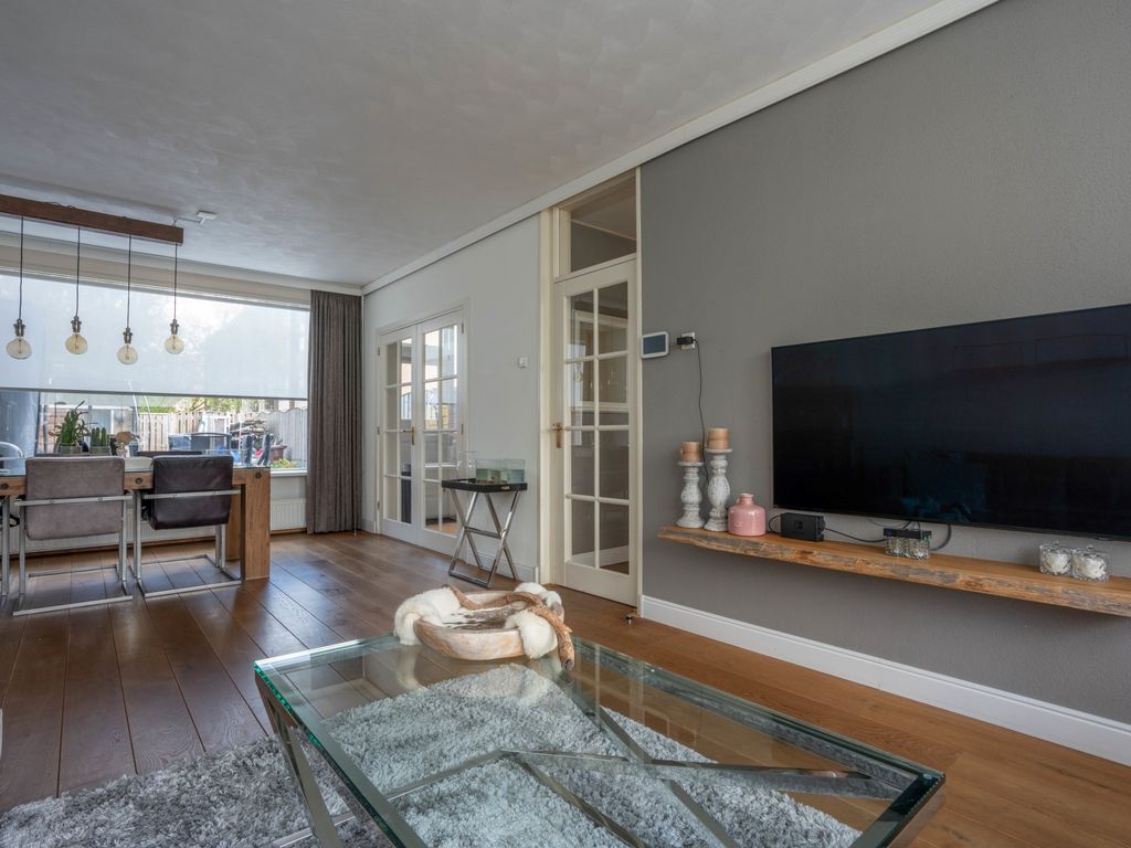 Albert Cuypstraat 58, Ridderkerk