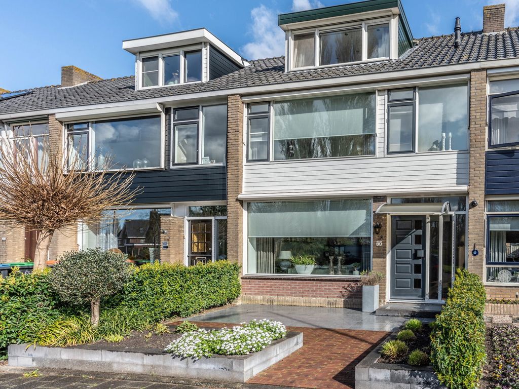 Albert Cuypstraat 58, Ridderkerk