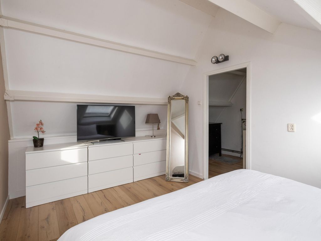 Koolmees 137, Ridderkerk