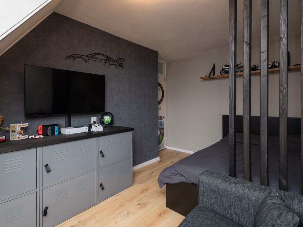 Koolmees 137, Ridderkerk