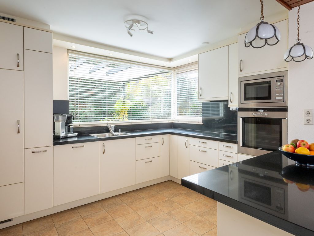 Eikendreef 5, Ridderkerk