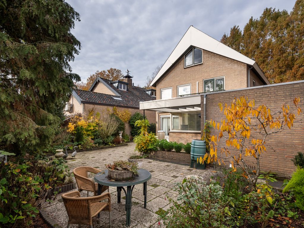 Eikendreef 5, Ridderkerk