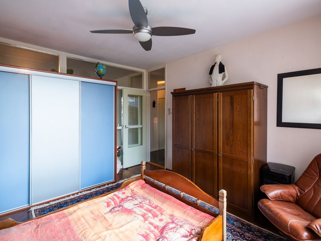 A.M. de Jongstraat 27, Ridderkerk