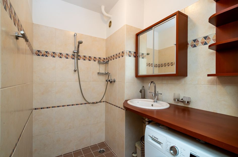 A.M. de Jongstraat 27