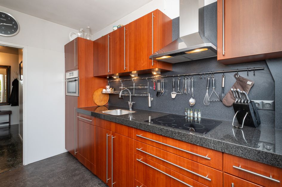 A.M. de Jongstraat 27