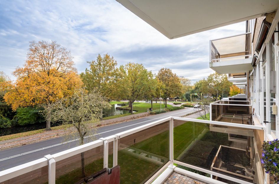 A.M. de Jongstraat 27