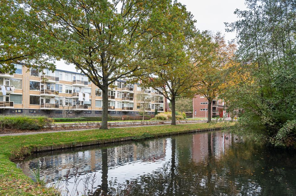 A.M. de Jongstraat 27