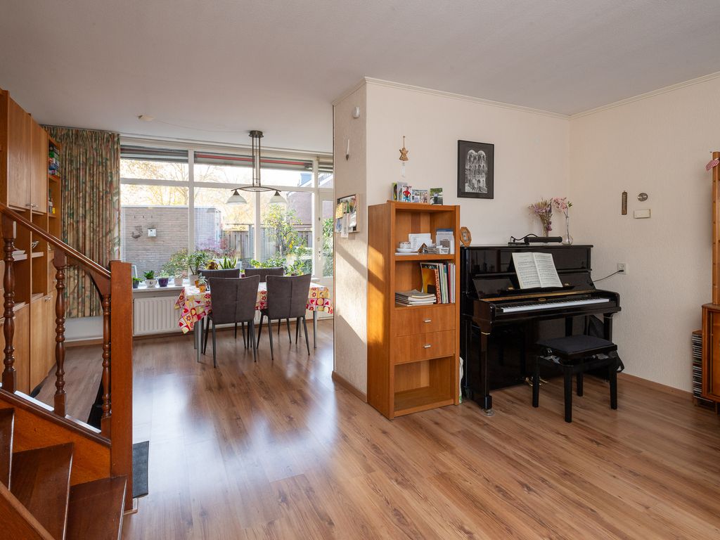 Rosmolen 180, RIDDERKERK