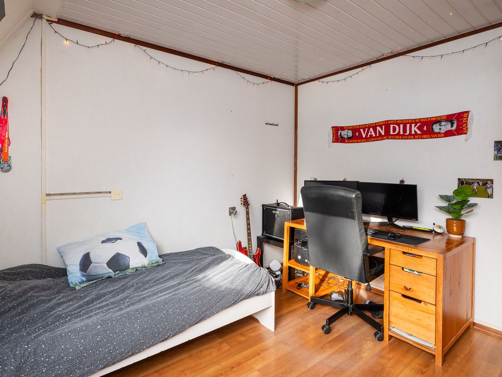 Rosmolen 180, RIDDERKERK