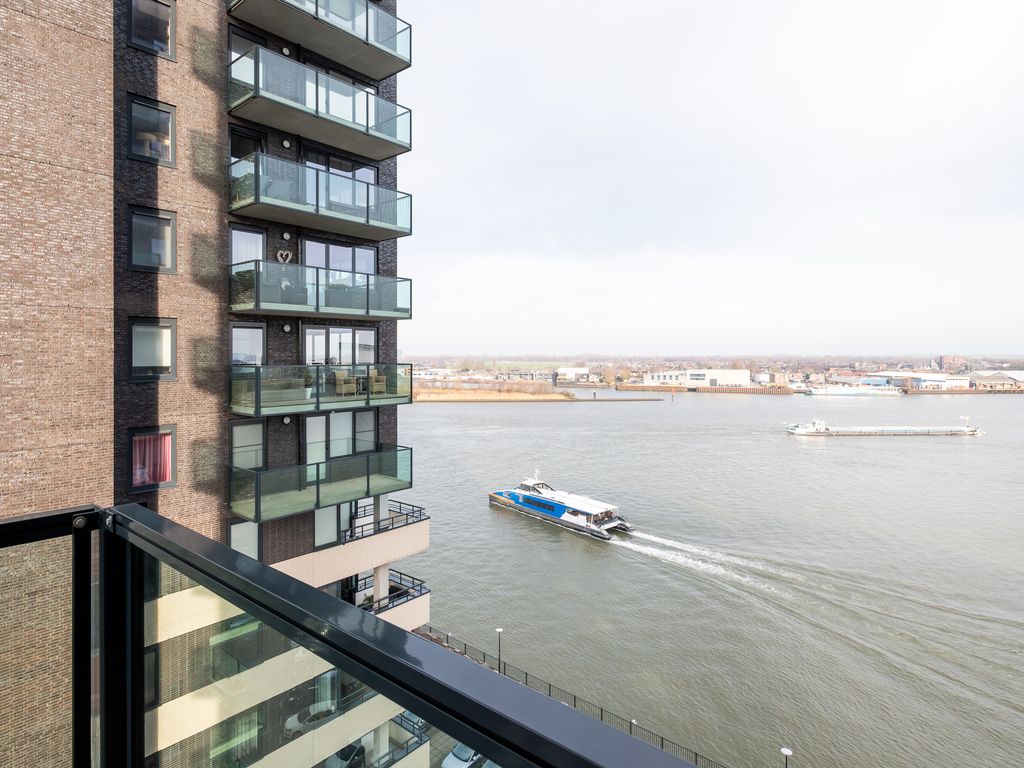 Drierivierenlaan 285, Ridderkerk