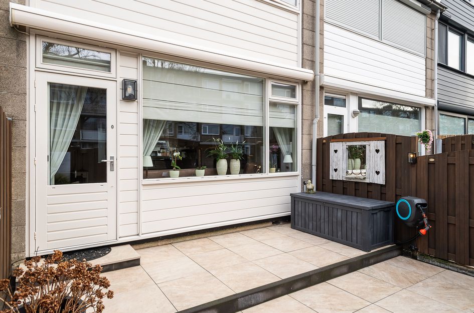 Burgemeester Crezéestraat 18