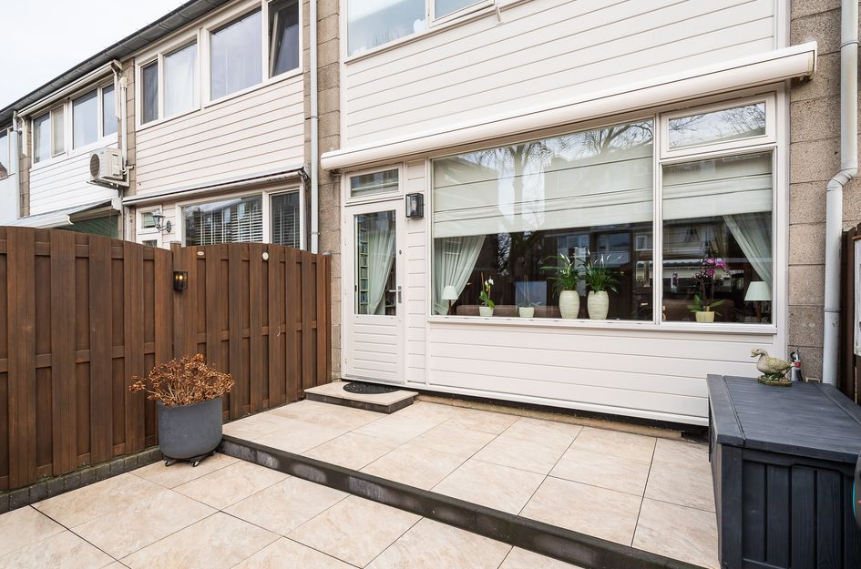 Burgemeester Crezéestraat 18