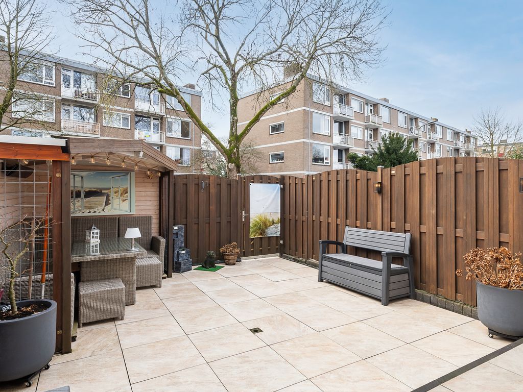 Burgemeester Crezéestraat 18, RIDDERKERK