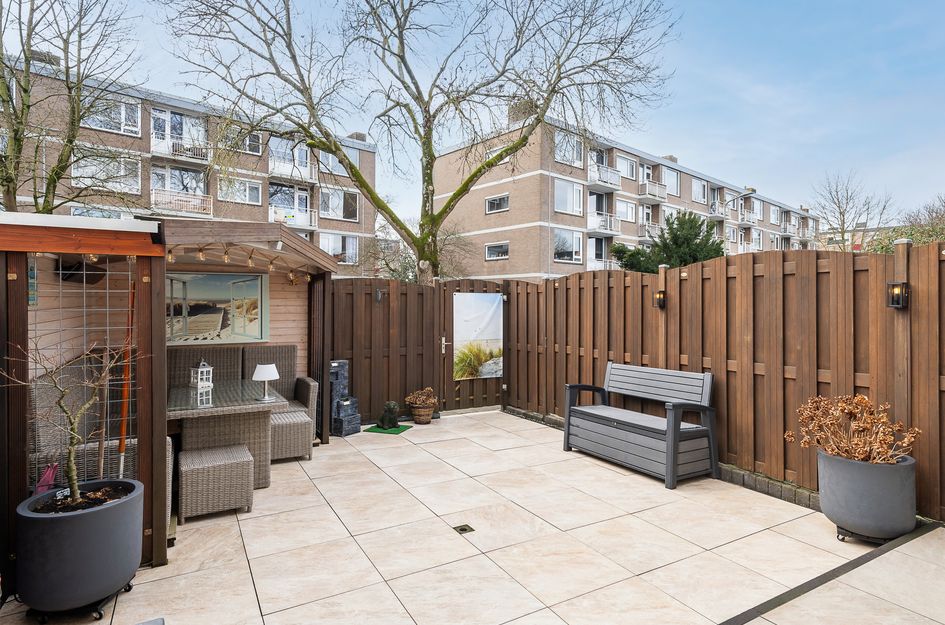 Burgemeester Crezéestraat 18