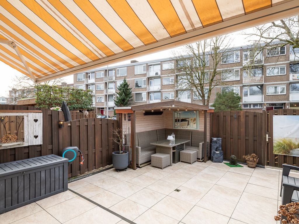 Burgemeester Crezéestraat 18, RIDDERKERK