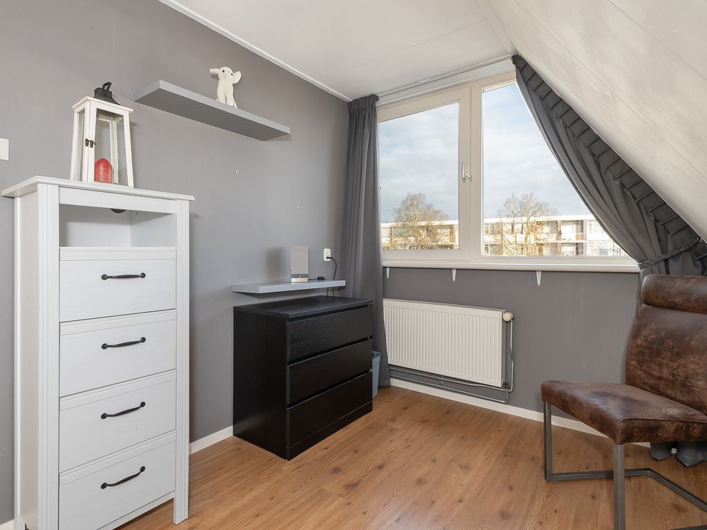 Burgemeester Crezéestraat 18, RIDDERKERK