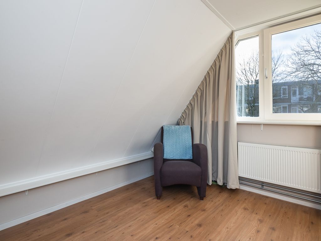 Burgemeester Crezéestraat 18, RIDDERKERK