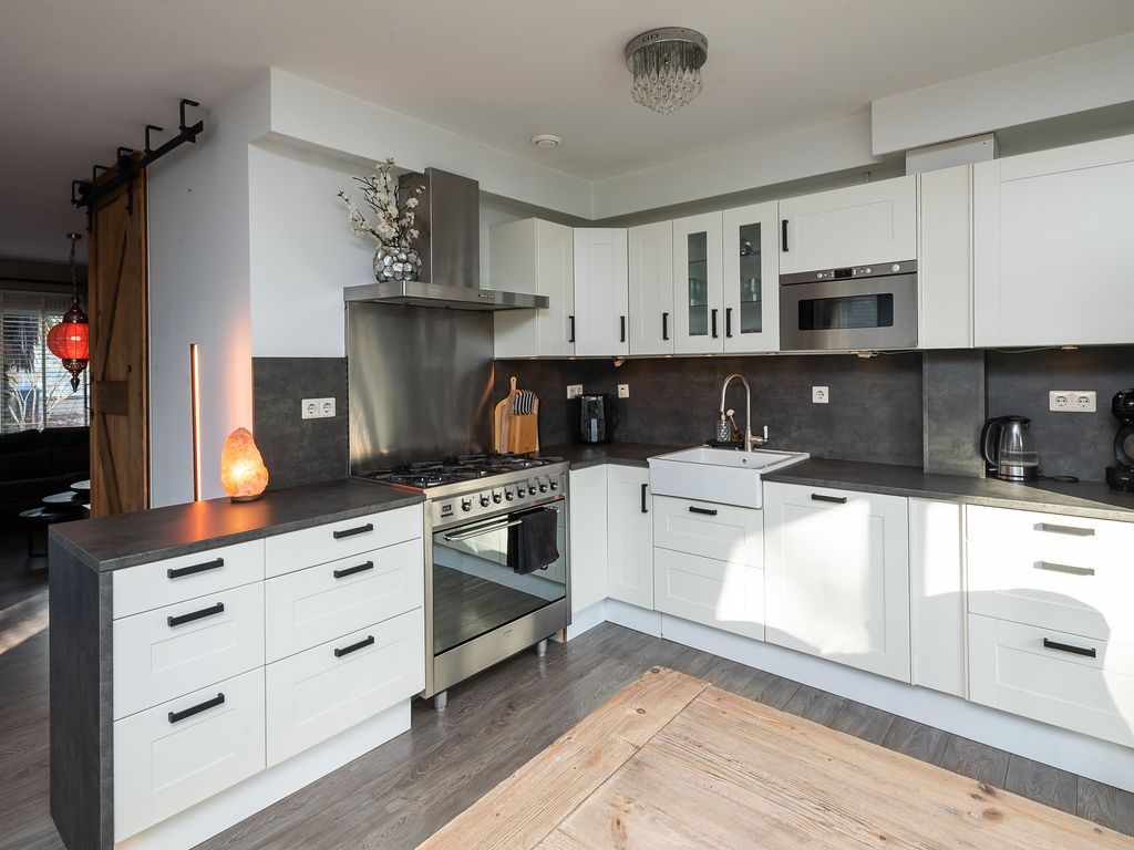 Van Leeuwenhoekstraat 98, Ridderkerk