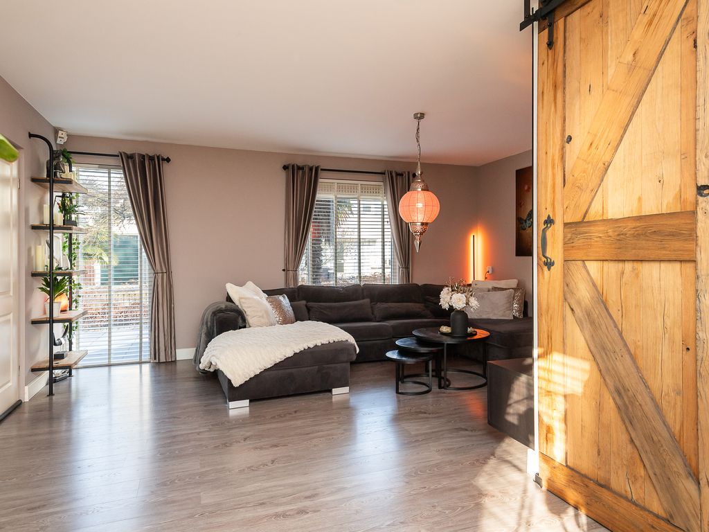 Van Leeuwenhoekstraat 98, Ridderkerk