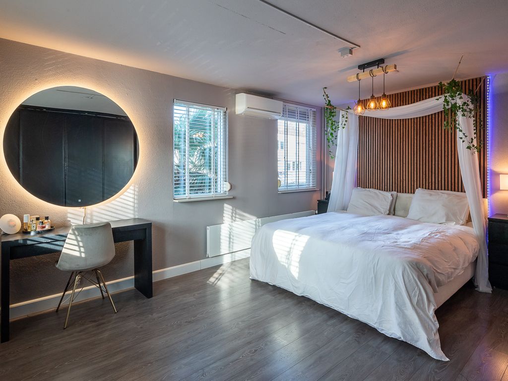 Van Leeuwenhoekstraat 98, Ridderkerk