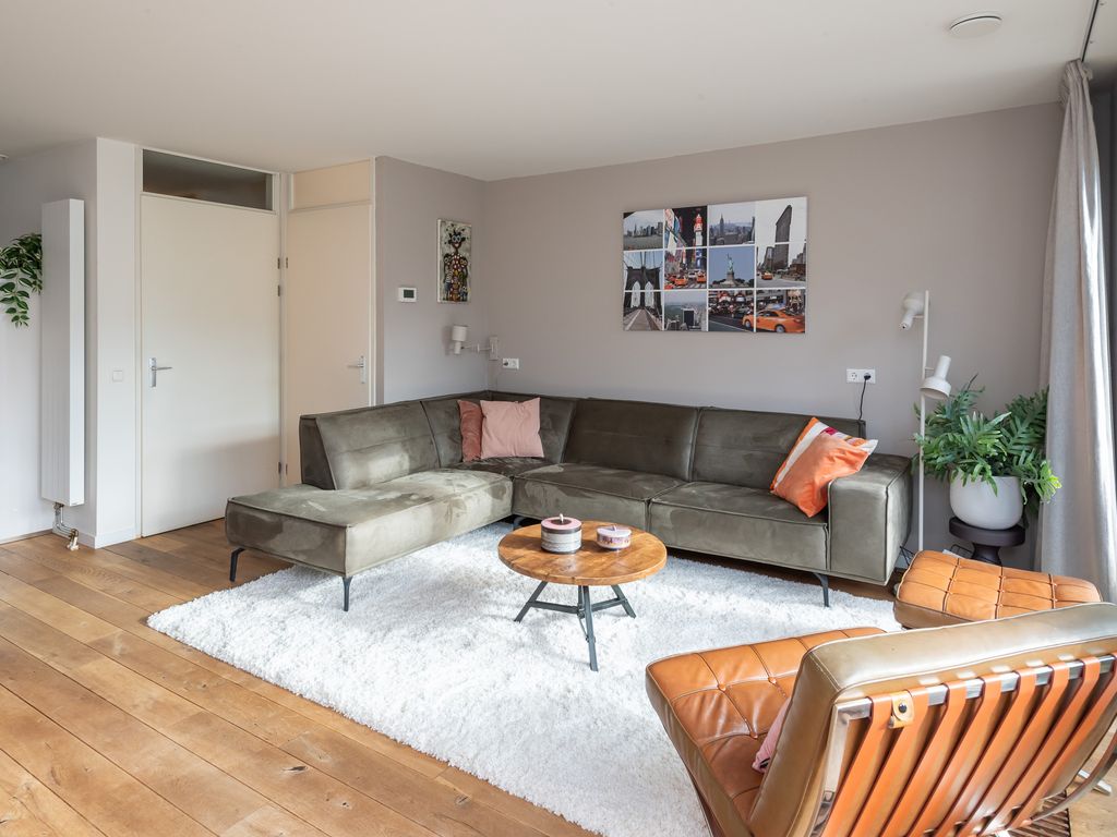 Erasmuslaan 62, Ridderkerk