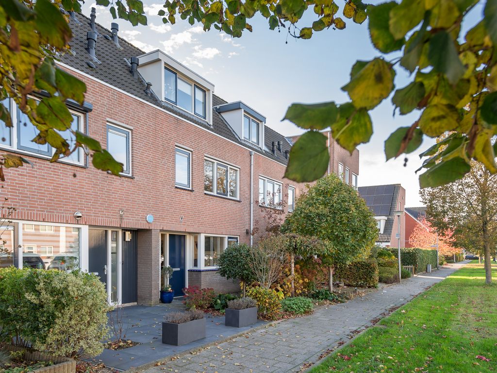 Erasmuslaan 62, Ridderkerk