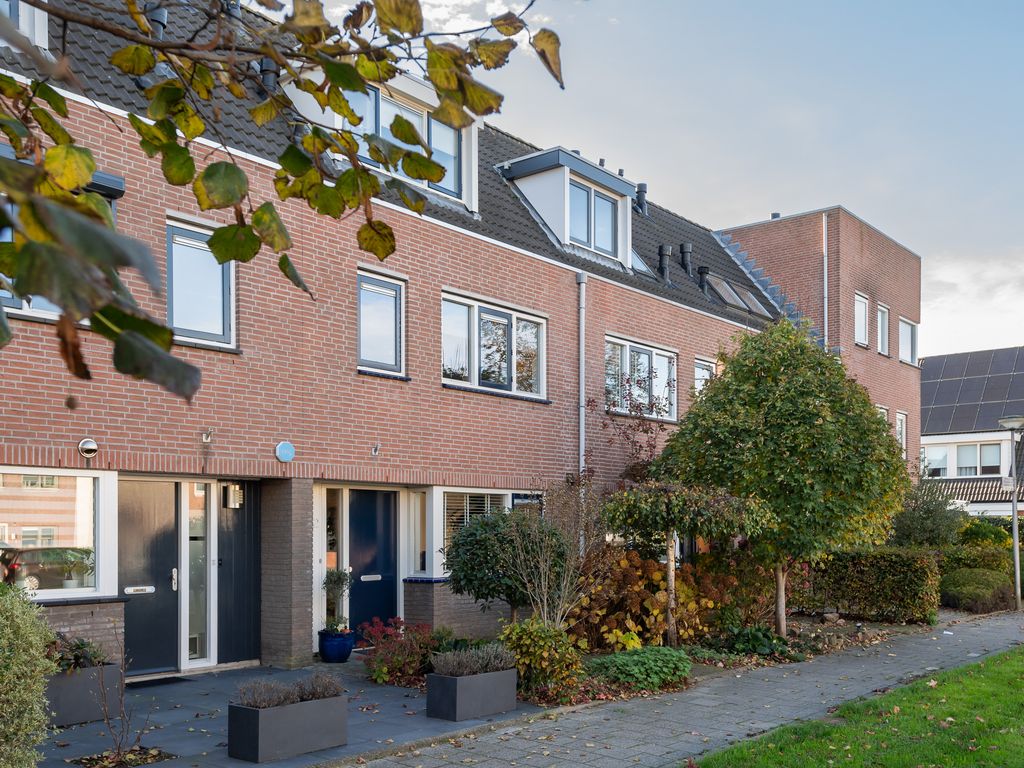 Erasmuslaan 62, Ridderkerk