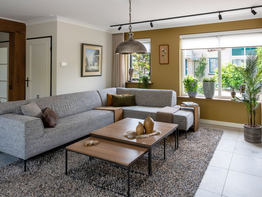 Leeghwaterstraat 10, Ridderkerk